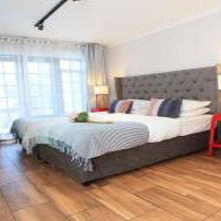 Urban Oasis At Windburg Suites Cape Town Exterior photo