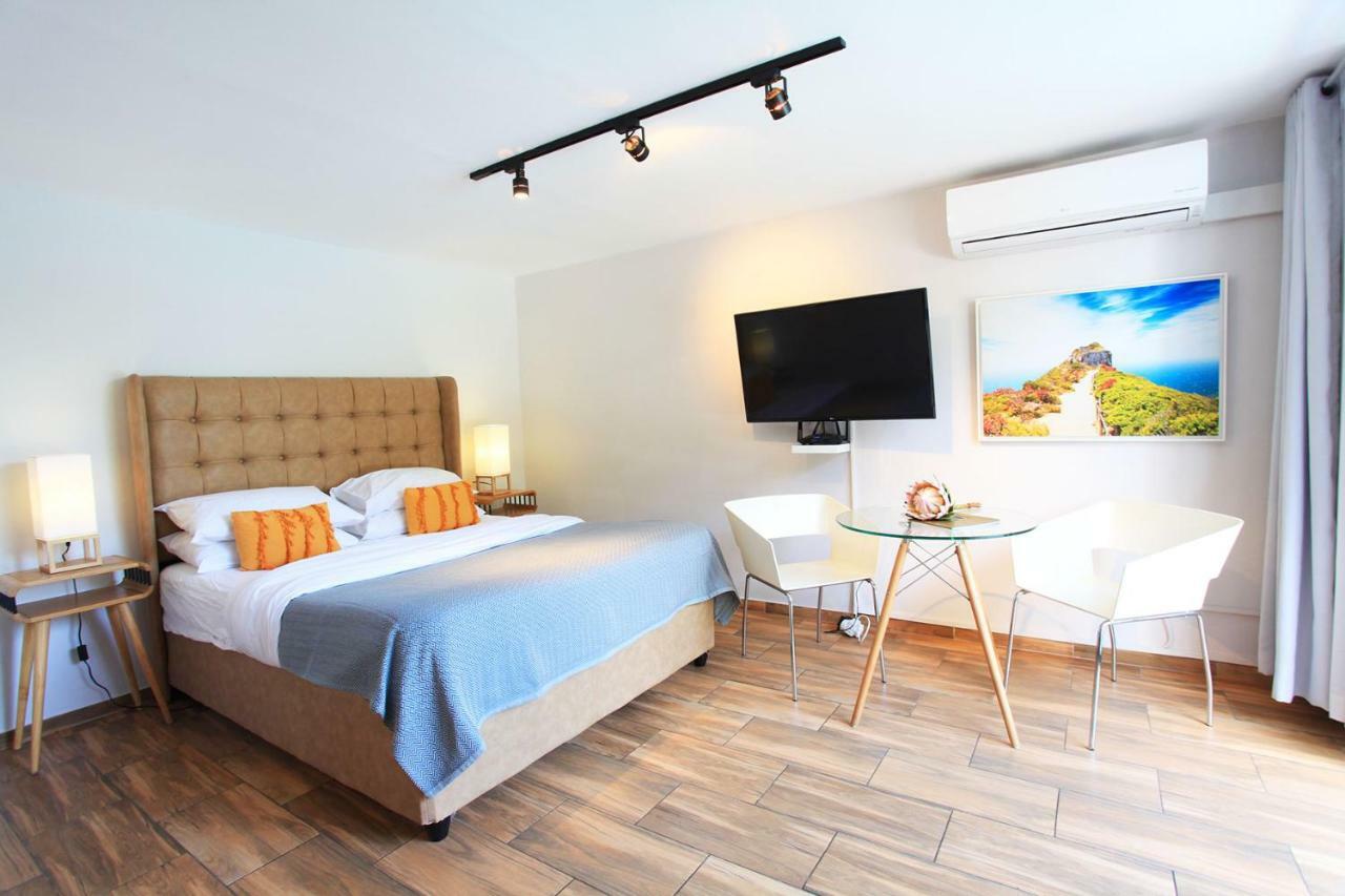 Urban Oasis At Windburg Suites Cape Town Exterior photo
