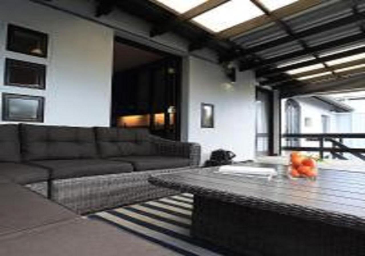 Urban Oasis At Windburg Suites Cape Town Exterior photo