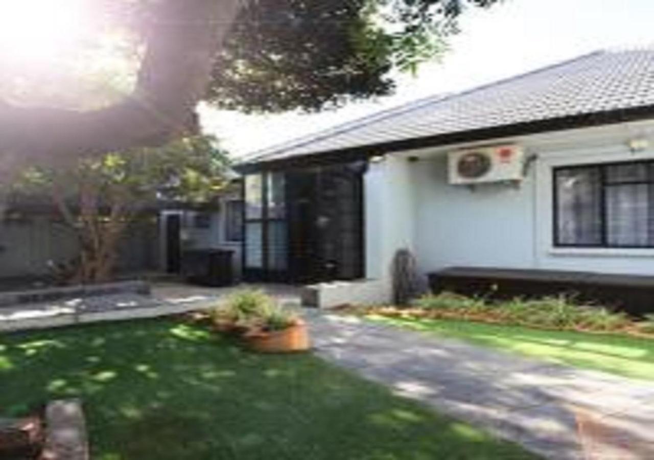 Urban Oasis At Windburg Suites Cape Town Exterior photo